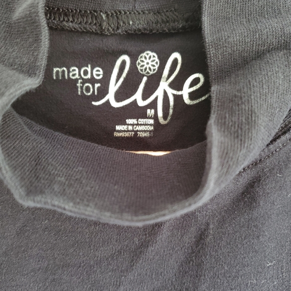 Black mock turtle neck - Picture 2 of 2